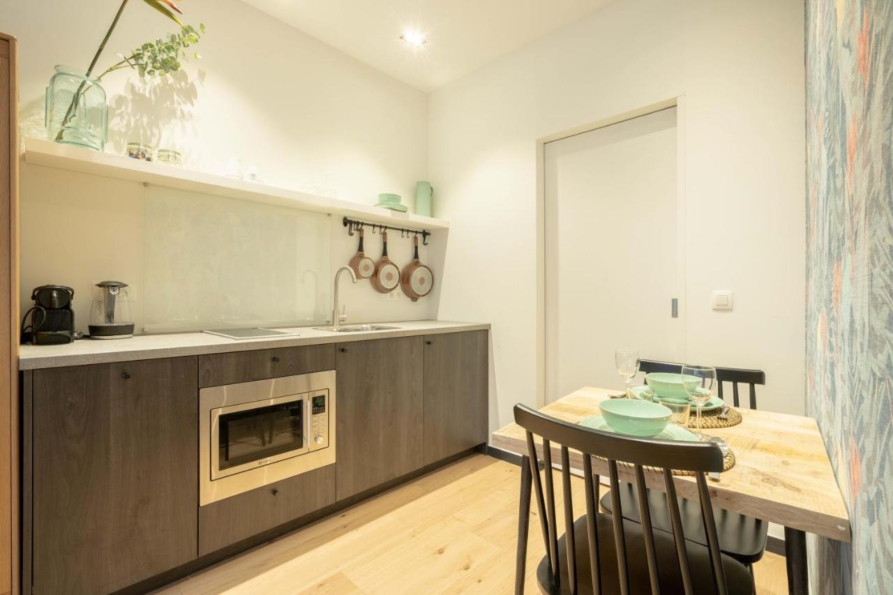 Shway - The Blue Parrot Apartment Антверпен Екстериор снимка